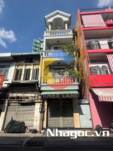 cho thue mat bang mat tien duong dinh tien hoang dt 8x14 ham tret lung 7 lau gia 14000usd thang