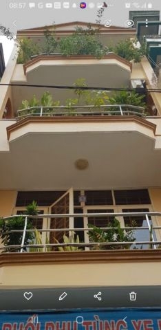 cho thue mat bang mat tien duong dinh tien hoang dt 8x14 ham tret lung 7 lau gia 14000usd thang